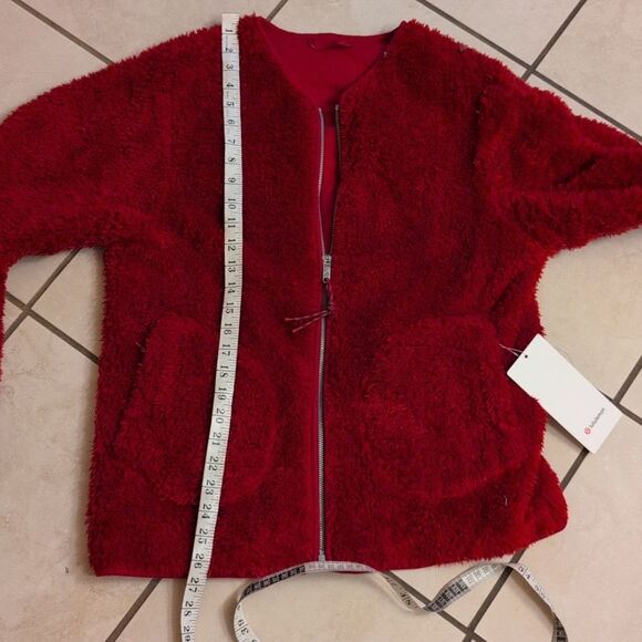 NWT Lululemon Oh So Sherpa Full Zip Jacket Dark Red Size 8 - Picture 8 of 14